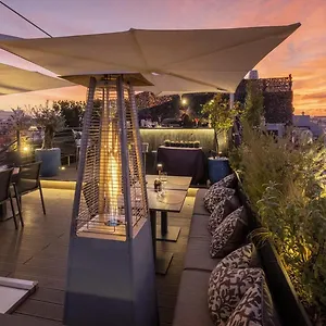 Hotel U-visionary, Rome